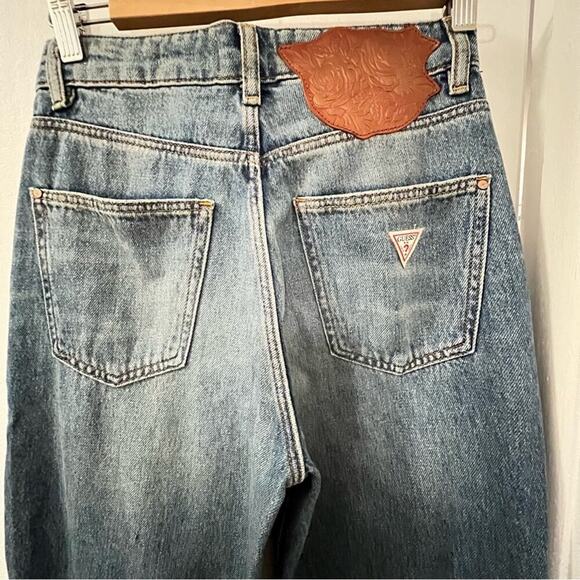 Guess Jeans Eco High-Rise 80s Straight Leg Denim Jeans In Confidence Wash - Picture 9 of 14